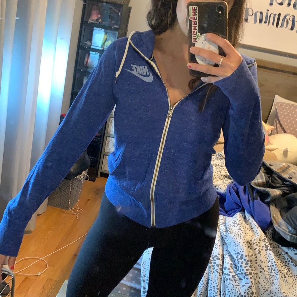 nike zip up hoodie